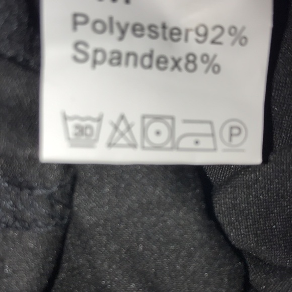 🆕 Pink Ladies Multi-Colored Short Set. Shorts are Legging Material. Large - Picture 5 of 5